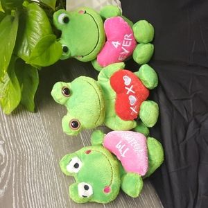 Valentines day Frogs set of 3
